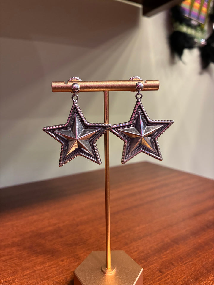 Medium Star Earrings