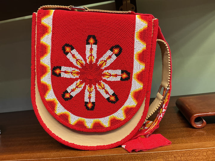 Arikara Beaded Purse