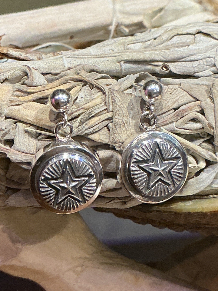 Radiated Button Star earrings