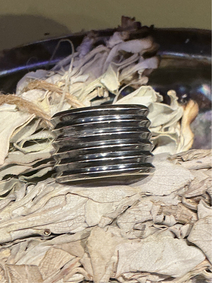 Five Row Ring