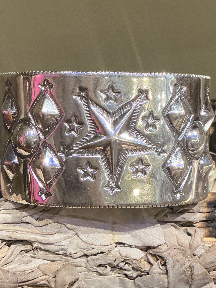 Multi Motif Repo Star Bracelet