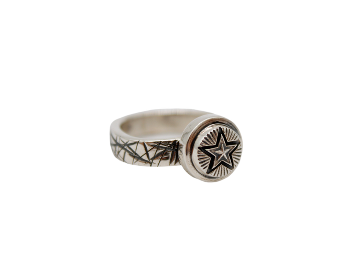 Cody Sanderson Star Button with Cat Scratch Ring