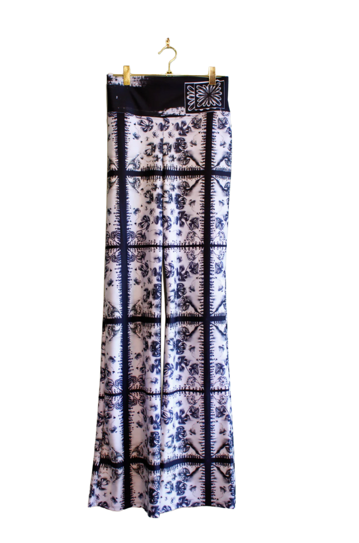 Patricia Michaels All-Over Print Flare Leggings