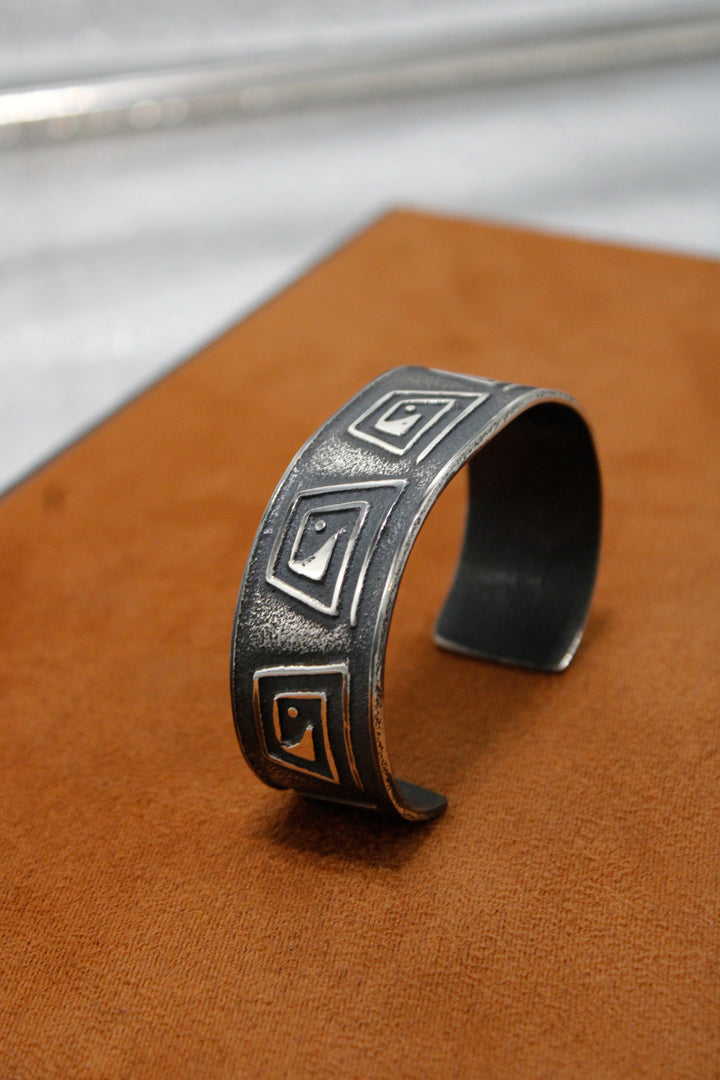 Cree LaRance Mesa Verde Pottery Design Bracelet