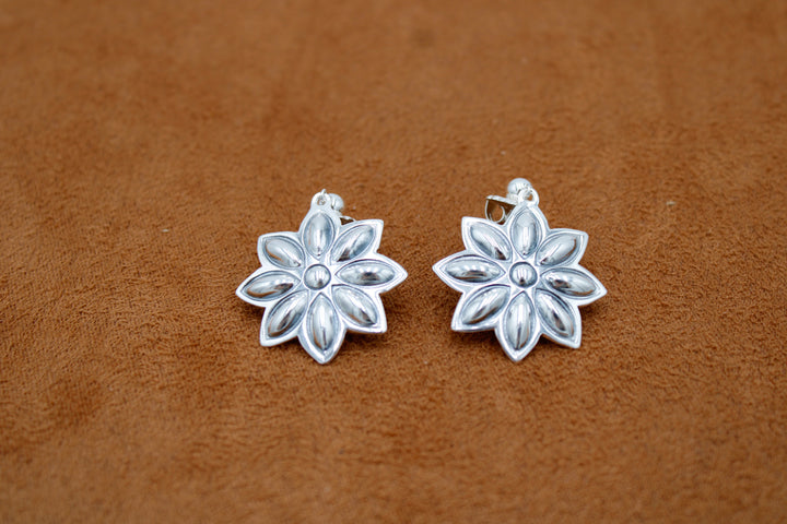 Cody Sanderson Large Repose Flower Earrings