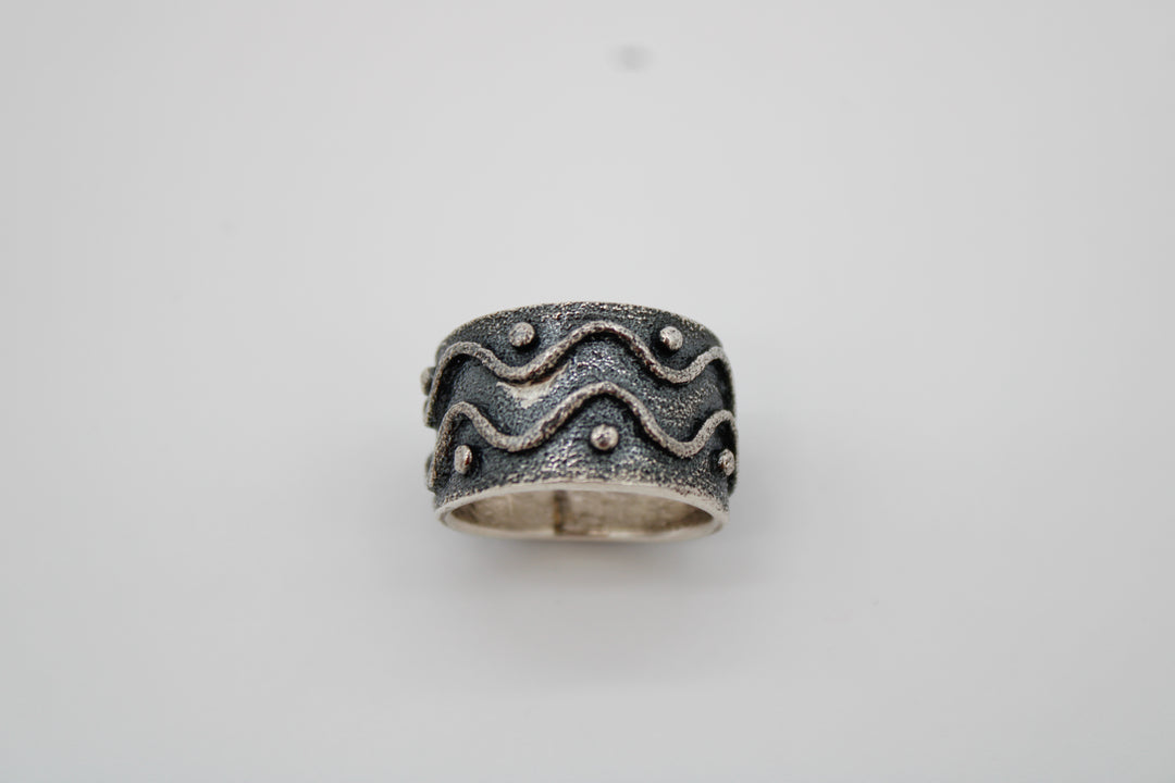 Denipah-LaRance Fine Art Water Wave Corn Seed Ring