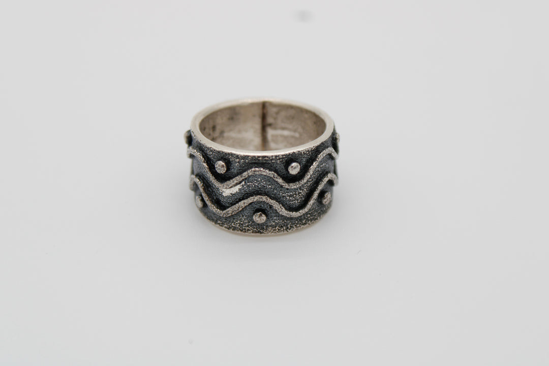 Denipah-LaRance Fine Art Water Wave Corn Seed Ring